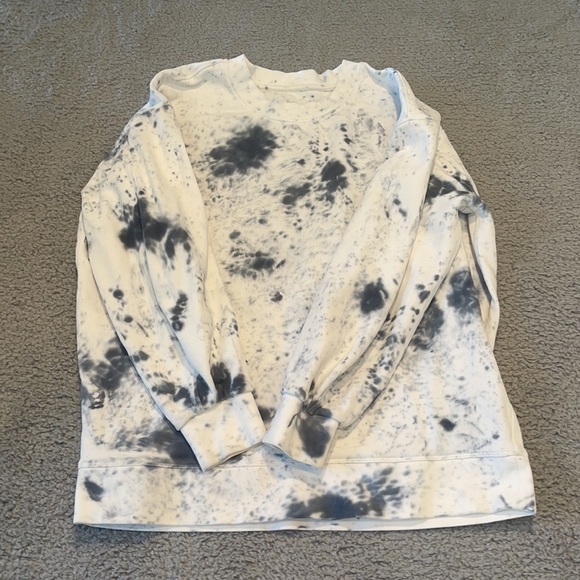 Lululemon Perfectly Oversized Crew *Tie Dye
Marble Dye Classic Navy size  4 - Picture 2 of 6